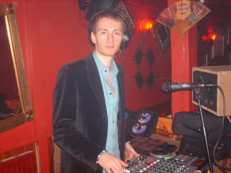 dj max