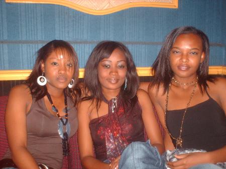 les filles en soirée