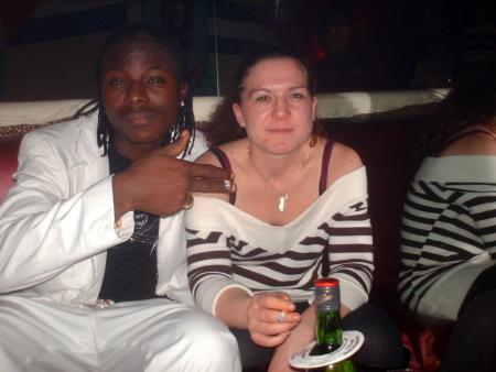 une photo de gildas et une copine